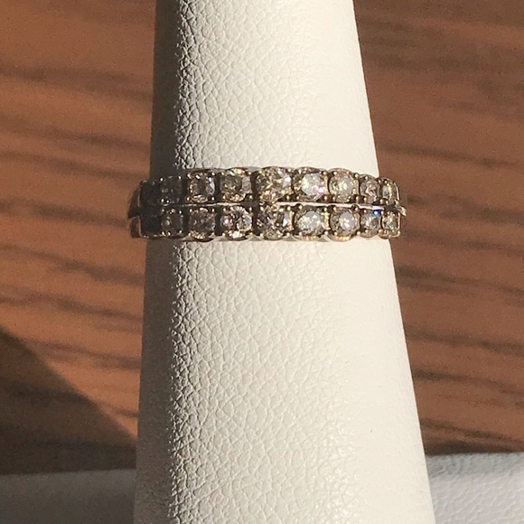 Genuine Champagne Diamond Ring - Picture 3 of 8